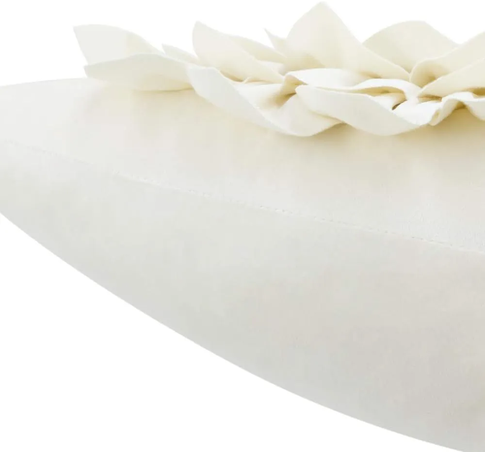 3D Flower Decorative Throw Pillow Covers Floral Pillow Shams Soft Velvet Pillowcases Home Sofa Car Bed Room Decor 18 x 18 Inches Cream White