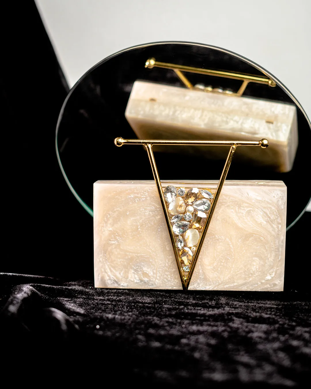 Beige Solid Party Box Clutches With Attractive Brass Handle