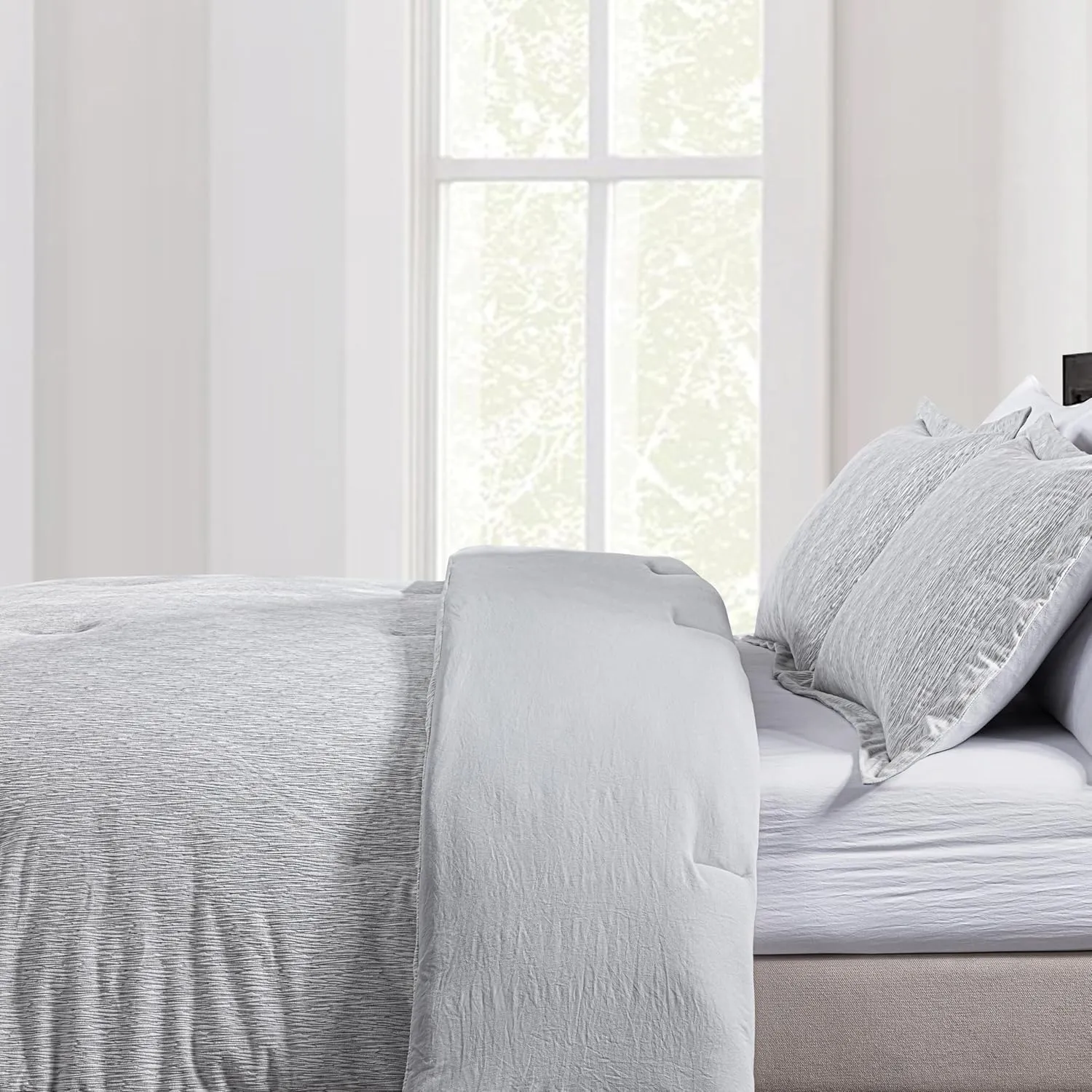 Chezmoi Collection 3-Piece Embossed Velvet Comforter Set King Size, Gray - Soft Plush Velvet Bedding Set with 2 Pillow Shams for All Seasons with Washed Microfiber Reverse