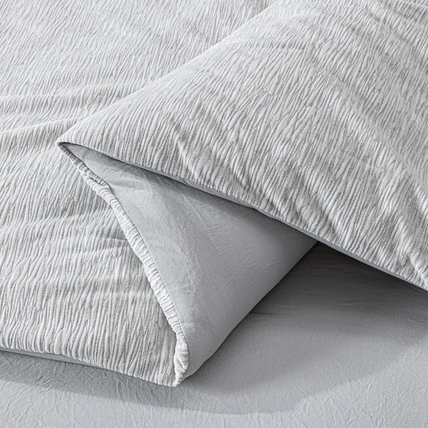 Chezmoi Collection 3-Piece Embossed Velvet Comforter Set King Size, Gray - Soft Plush Velvet Bedding Set with 2 Pillow Shams for All Seasons with Washed Microfiber Reverse
