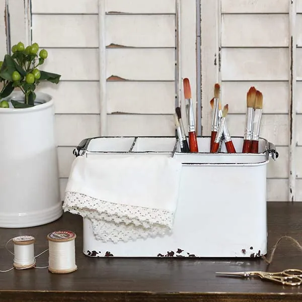 Chippy Enamel Divided Caddy