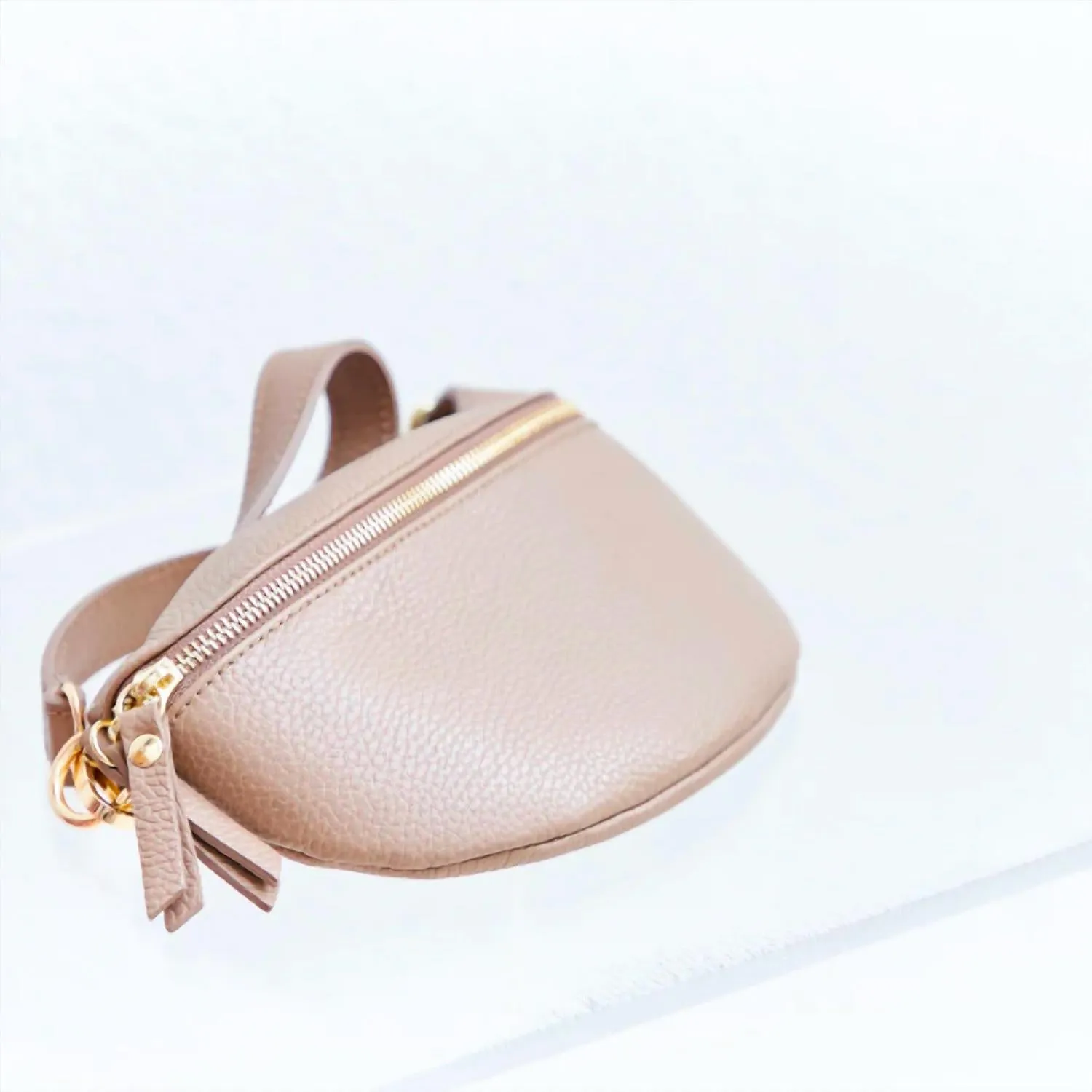 Debbie Katz - Women Leather Fanny Handbag