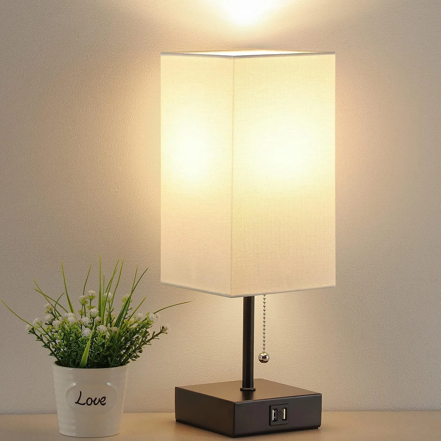 GGOYING Pull Chain Table Lamp, Bedside Lamps with 2 USB Charging Ports, 2700K LED Bulb, White Linen Lampshade for Living Room, Dorm, Office, Home