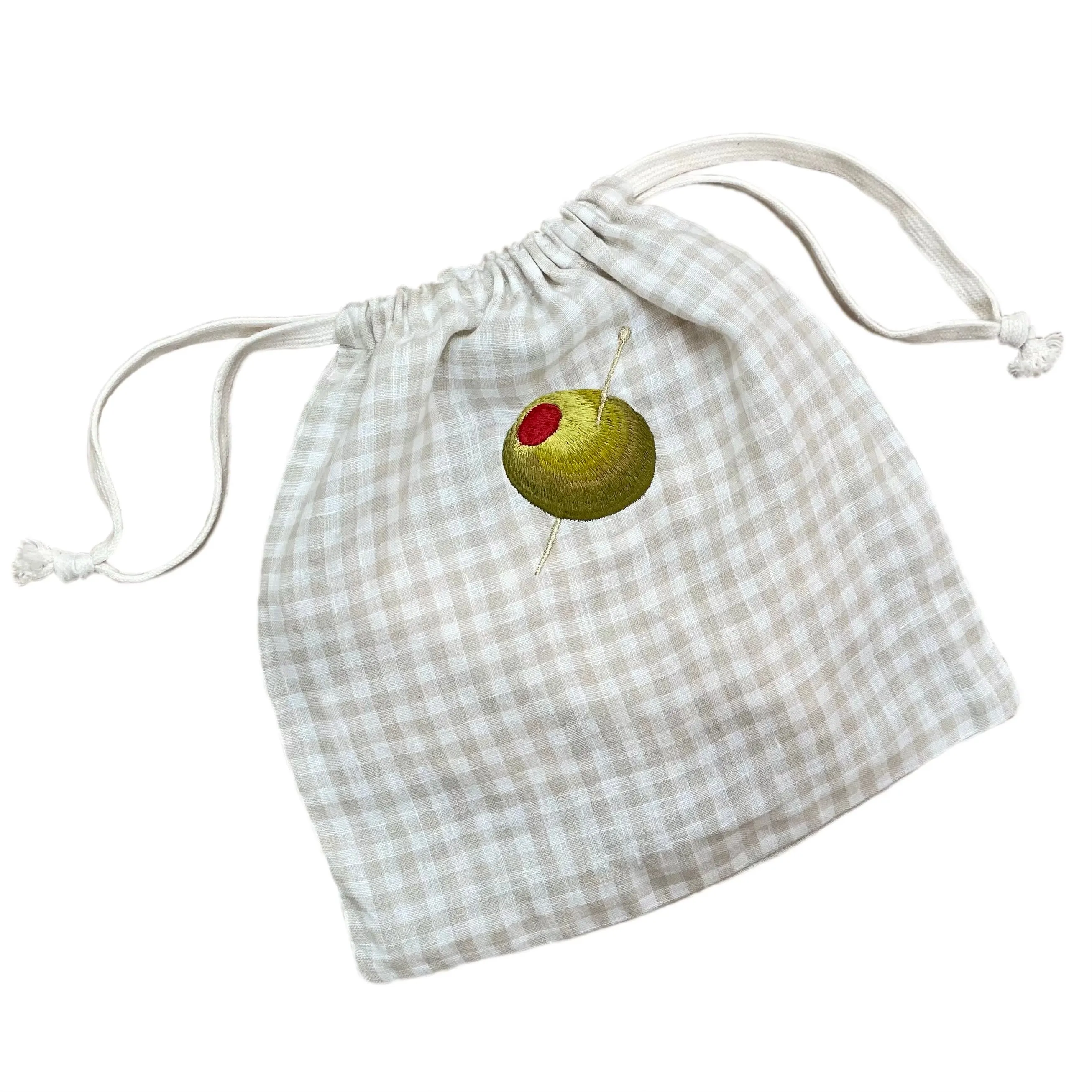 Gingham linen bag with cocktail olive