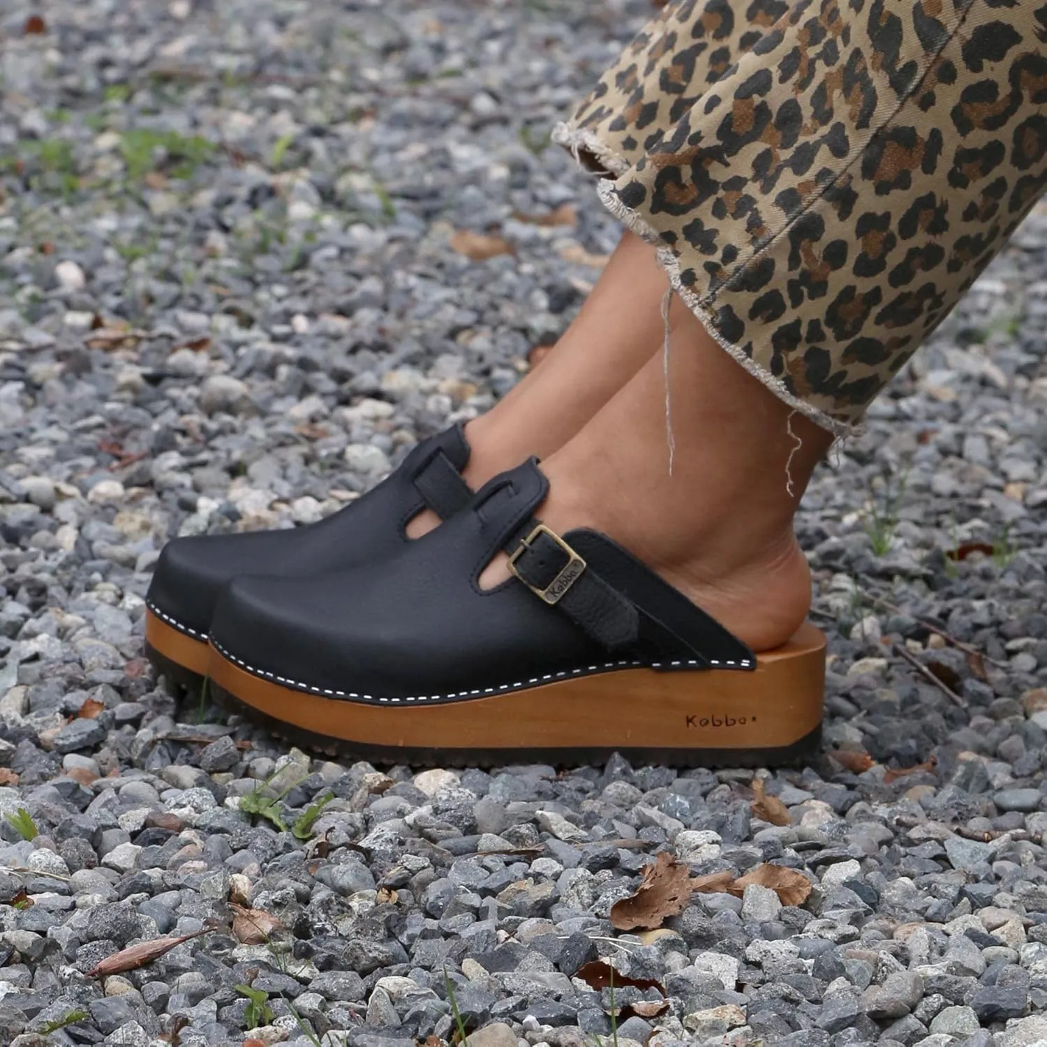 Kebba Liliane - Handmade Wooden Clogs with Genuine Leather | Arch Support and Comfortable Fit | Chilean Tepa Platform and EVA Sole |Made in Villarrica, Chile
