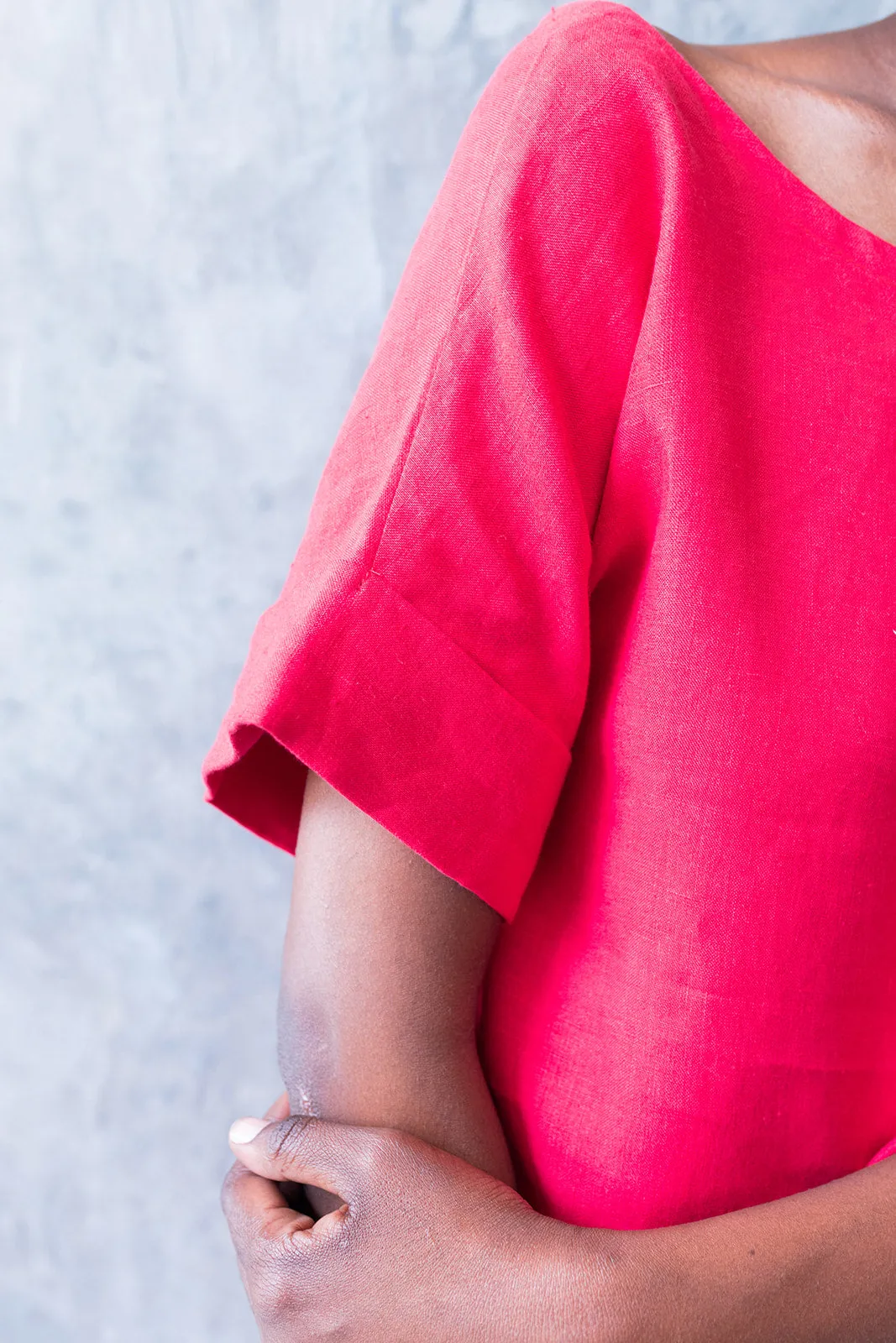 Linen V-Back Top Red
