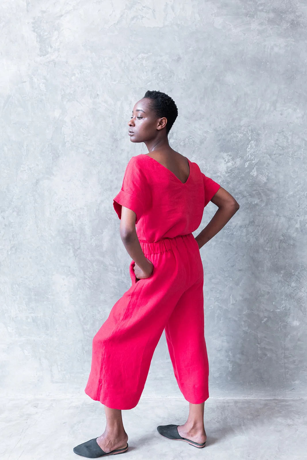 Linen V-Back Top Red