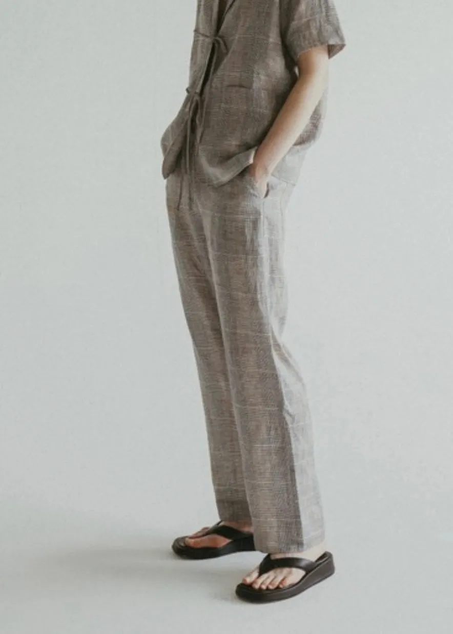 Lorraine Pant