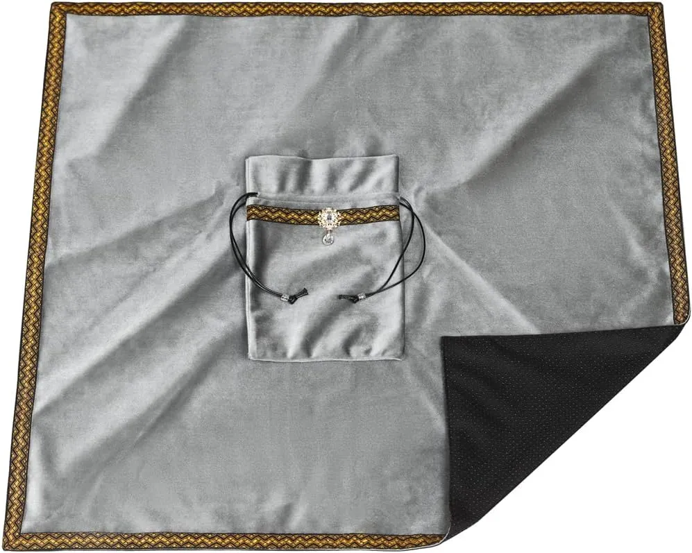 Tarot Cards Divination Altar Cloth Witch Decor - Witchy Gifts，Fortune Teller's Recommendation - Acrylic Diamond Pendant - Thickened Velvet Non Slip (Silver, 2-Piece Set with Medium Bag)