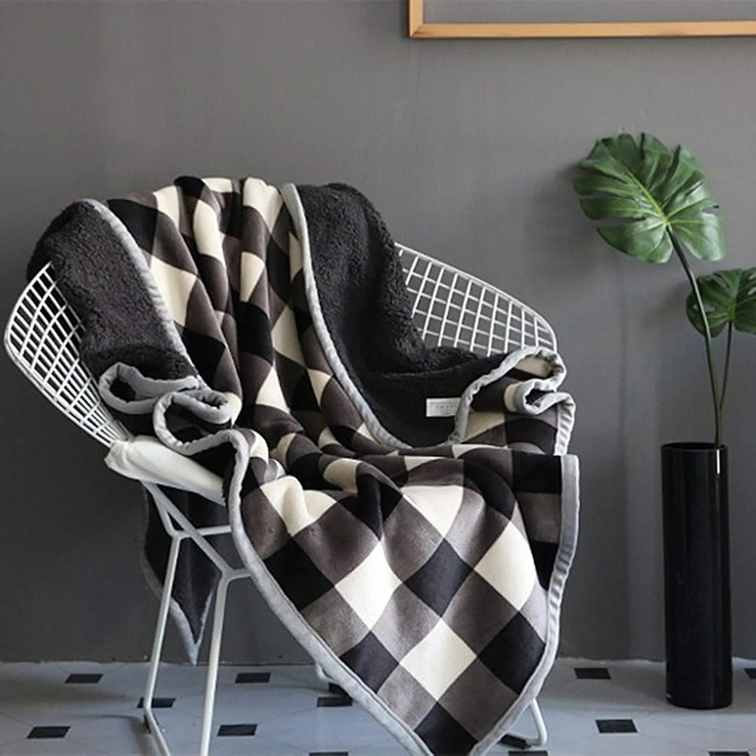 UKELER Buffalo Check Bed Blanket 60'' x 80''- Soft Plush Flannel Throws and Blanket for Bed/Couch/Sofa/Office/Camping