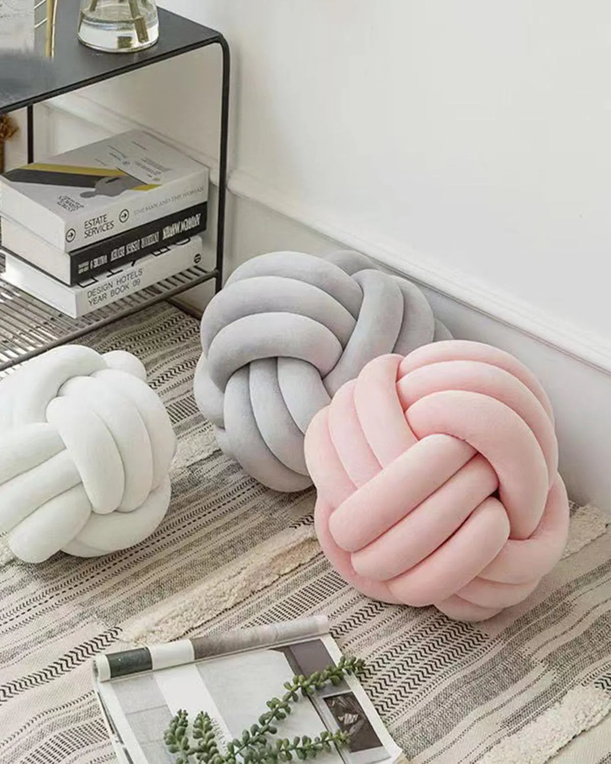 Velvet Chunky Yarn for Arm Knitting - Super Soft Bulky Giant Tubular Weight Jumbo Yarn for DIY Crochet, Hand Knitting Thick Blanket, Pet Bed, Rugs, Pillow, Handbag (2.2lb-Pink)